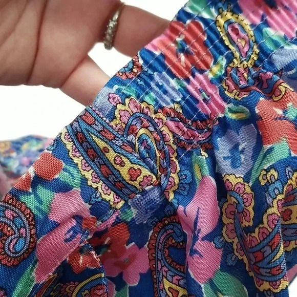 {Portraits by Northern Isles} Women's Vintage Paisley Floral Print Cullottes - Picture 12 of 12